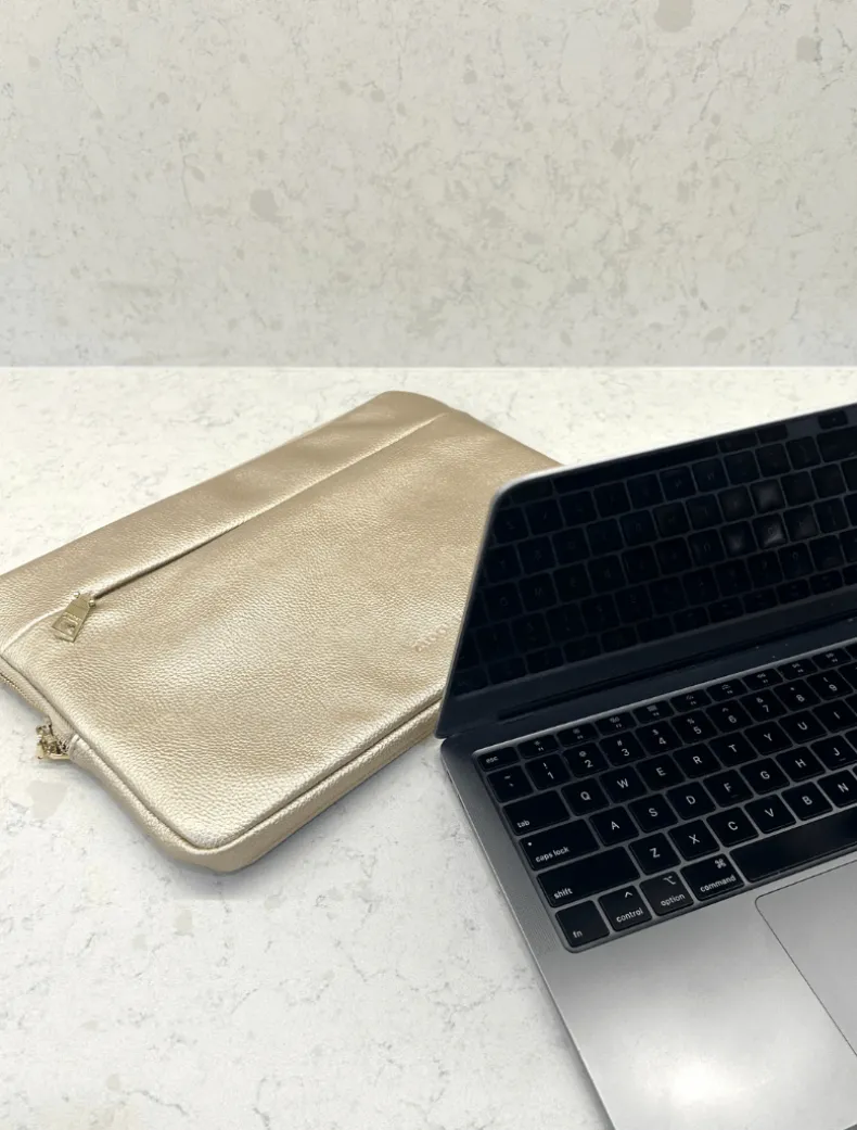 Billy Laptop Cover Gold