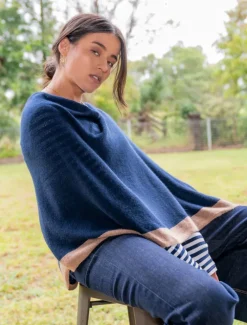 Cashmere Border Ponchette Navy Tan