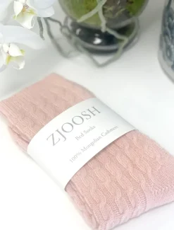 Cashmere Cable Knit Bed Socks Pink