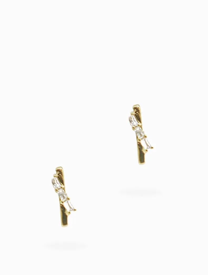 Criss Cross Sticks Studs Gold
