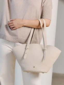 Hepburn Tote Beige