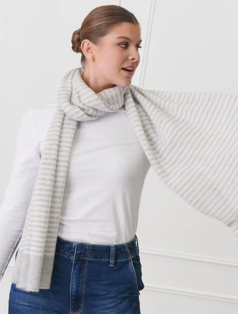 Joseph Cashmere Scarf Beige Ivory