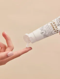 Maine Beach Ligurian Honey Hand u0026 Nail Crème 50ml