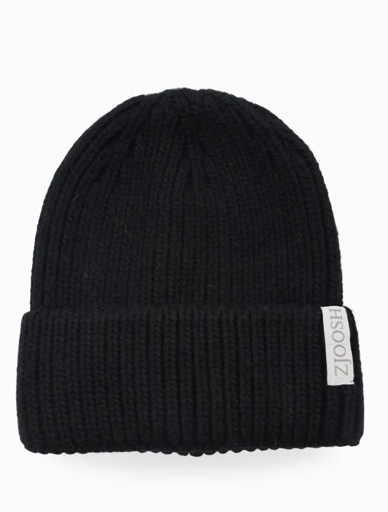 Meribel Beanie Black - FINAL SALE