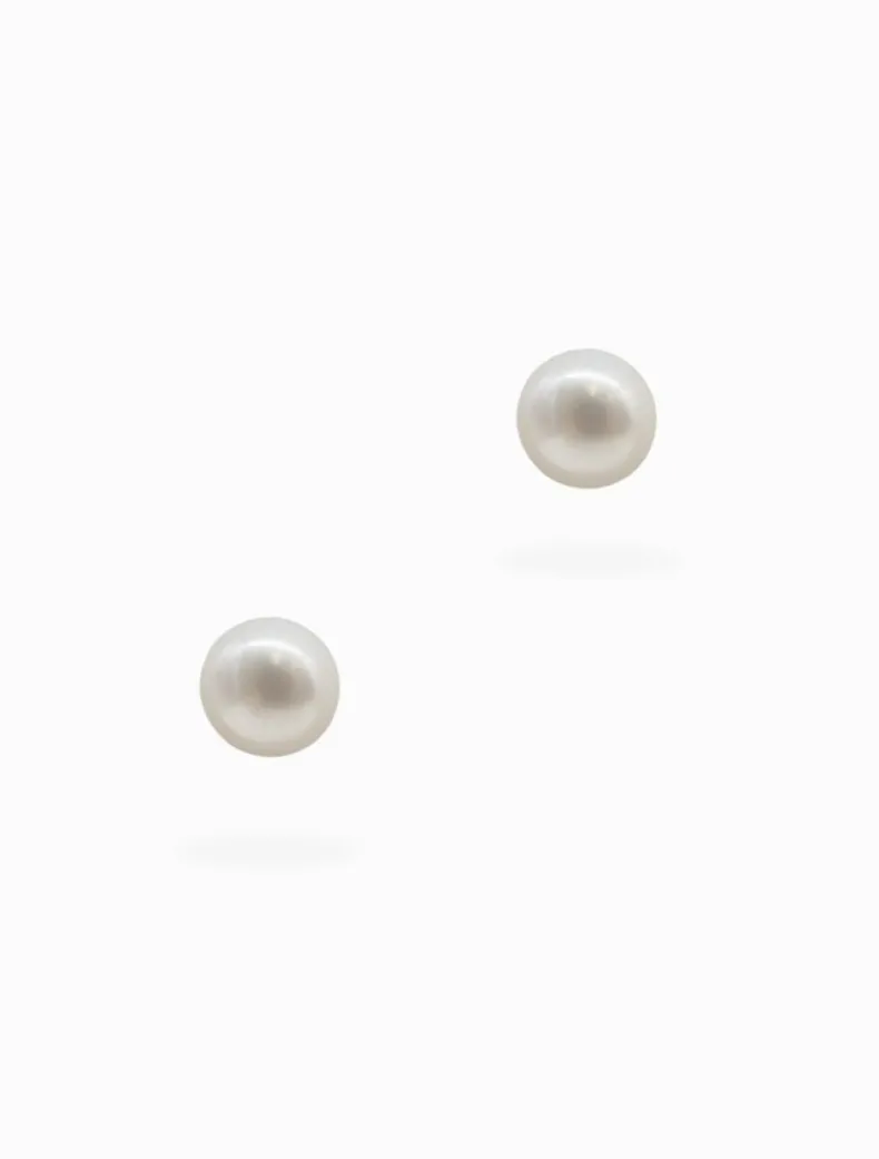 Small Pearl Stud White