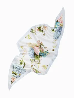 Trapezoid Scarf Floral Light Blue